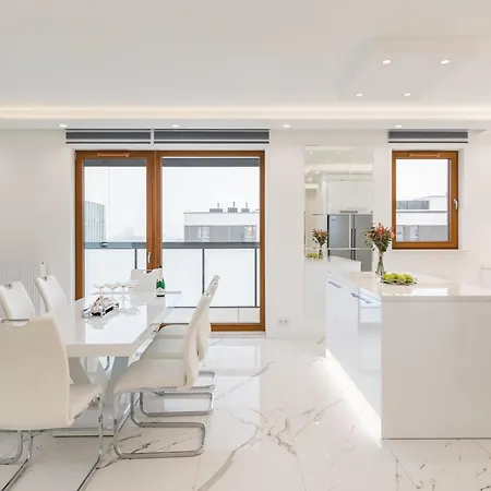 Karolkowa 28a - Luminous With Balcony By Renters Prestige Varšava