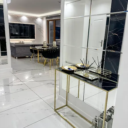 Karolkowa 28a - Luminous With Balcony By Renters Prestige