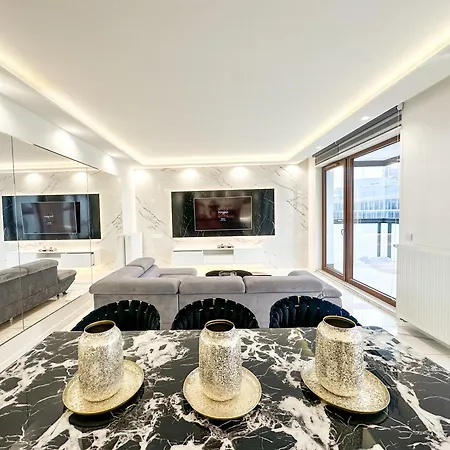Karolkowa 28a - Luminous With Balcony By Renters Prestige Βαρσοβία