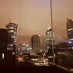 Karolkowa 28a - Luminous With Balcony By Renters Prestige Apartament