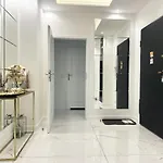 Appartement Karolkowa 28a - Luminous With Balcony By Renters Prestige Varsovie