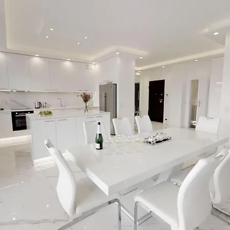Lägenhet Karolkowa 28a - Luminous With Balcony By Renters Prestige Warszawa