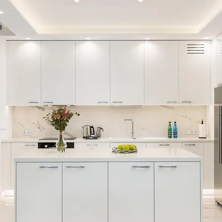 Karolkowa 28a - Luminous With Balcony By Renters Prestige *