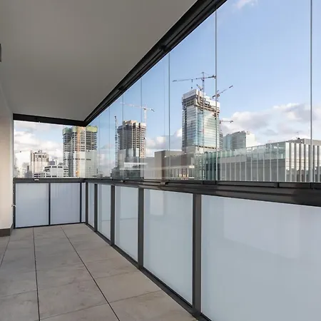 Lägenhet Karolkowa 28a - Luminous With Balcony By Renters Prestige *