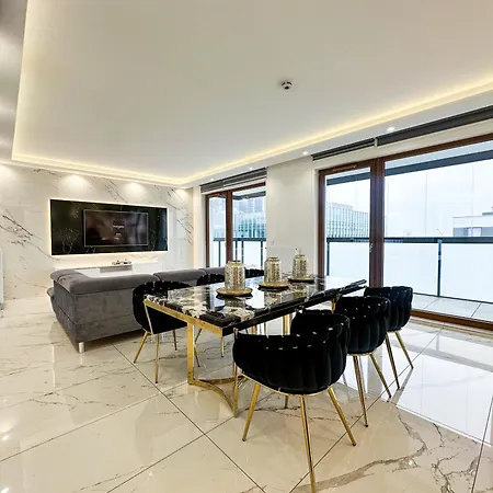 Karolkowa 28a - Luminous With Balcony By Renters Prestige Lejlighed Warszawa