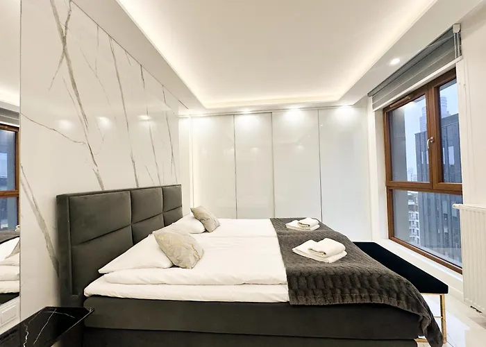 Karolkowa 28a - Luminous With Balcony By Renters Prestige Lejlighed *